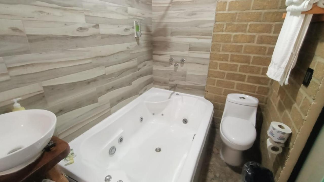 Hotel Spa El Gran Coral By Rotamundos Jocotepec Eksteriør bilde